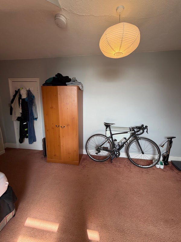 Room Parolles Road in Greater London