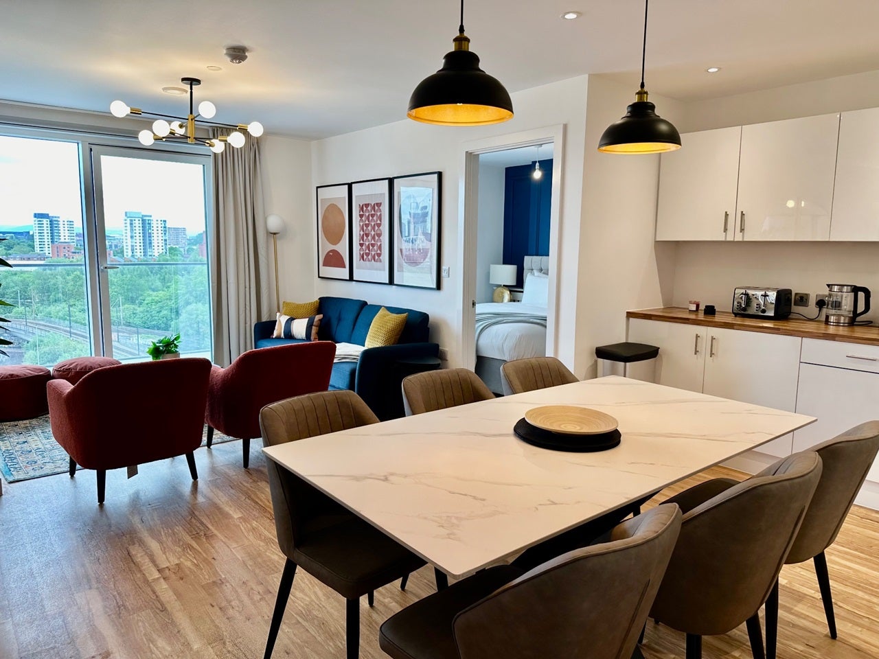 Flat Pomona Strand in Trafford