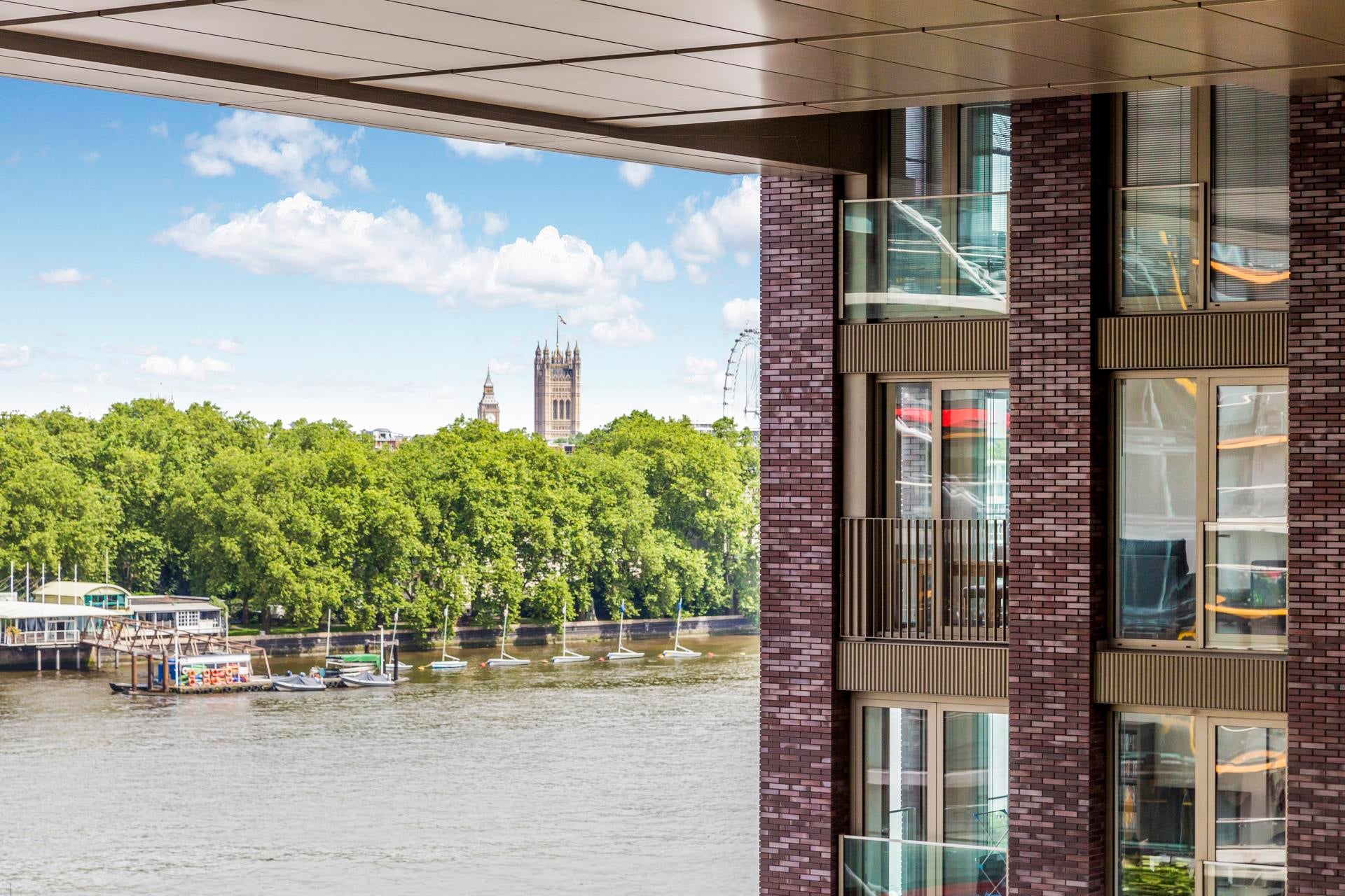 Flat New Union Square in Greater London