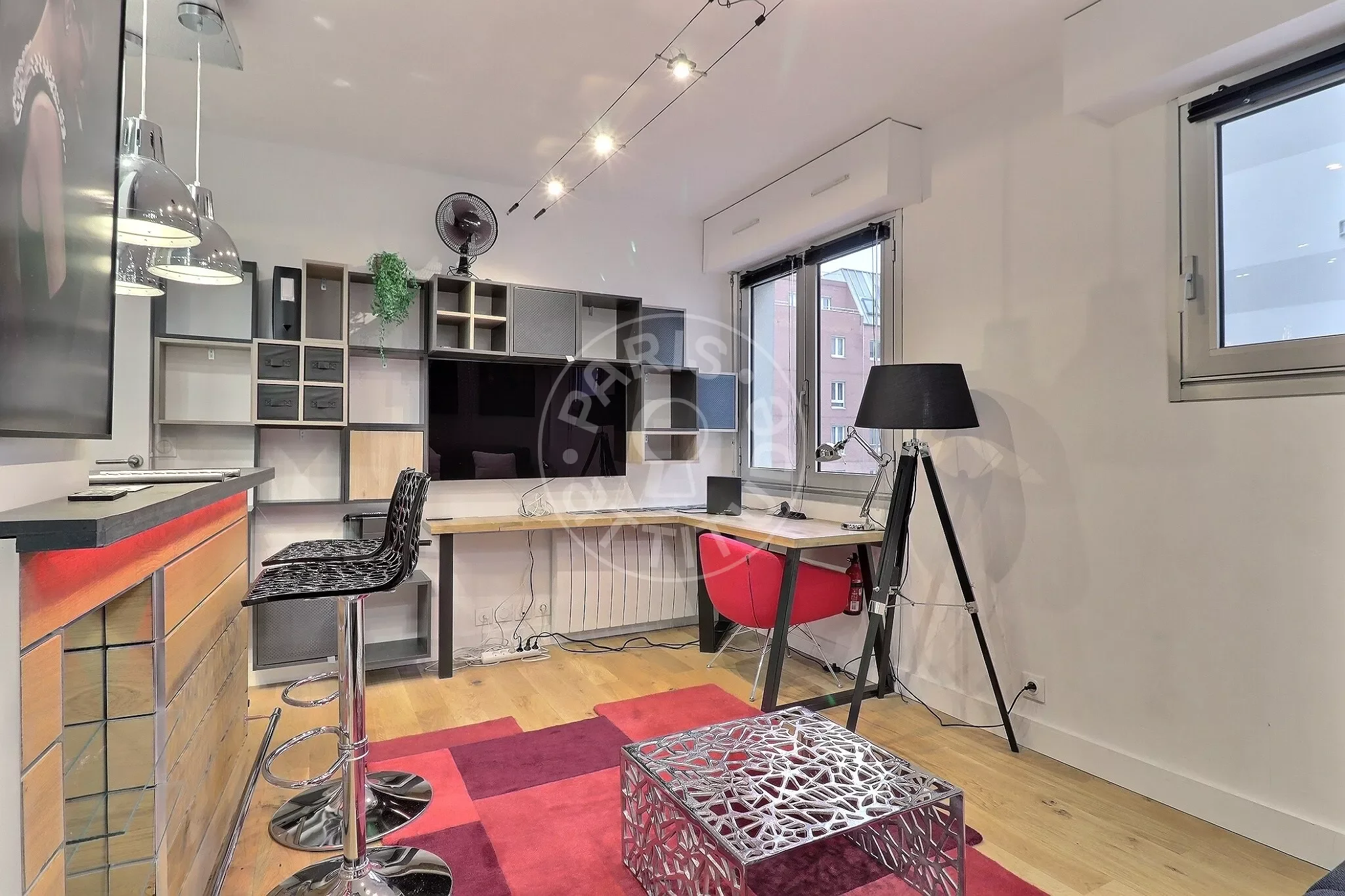 Appartement Place de l'Escadrille Normandie-Niemen à Paris