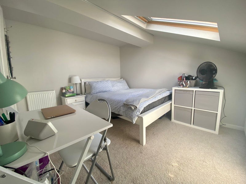 Room The Mall in Greater London