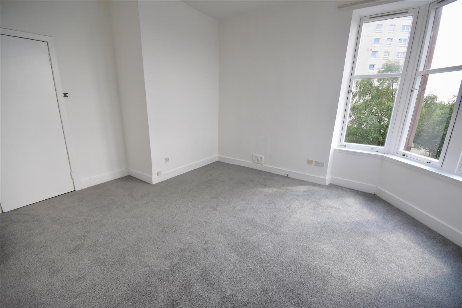 Flat Stewart Street in Clydebank