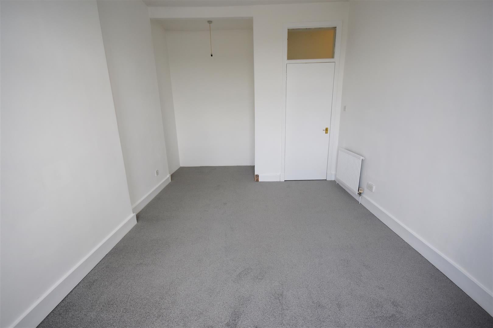 Flat Stewart Street in Clydebank