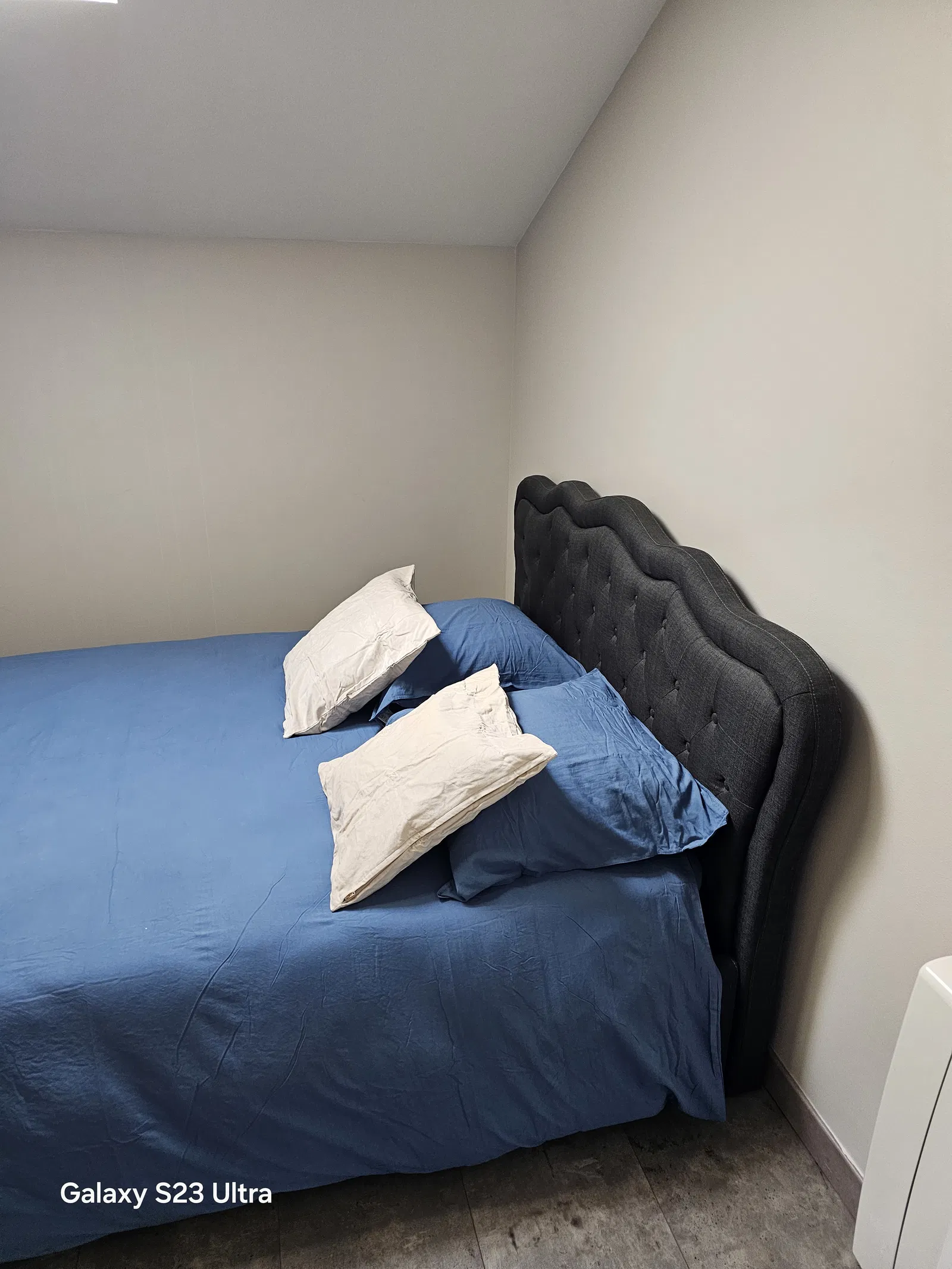 Room Rue de la Gare in Orléans
