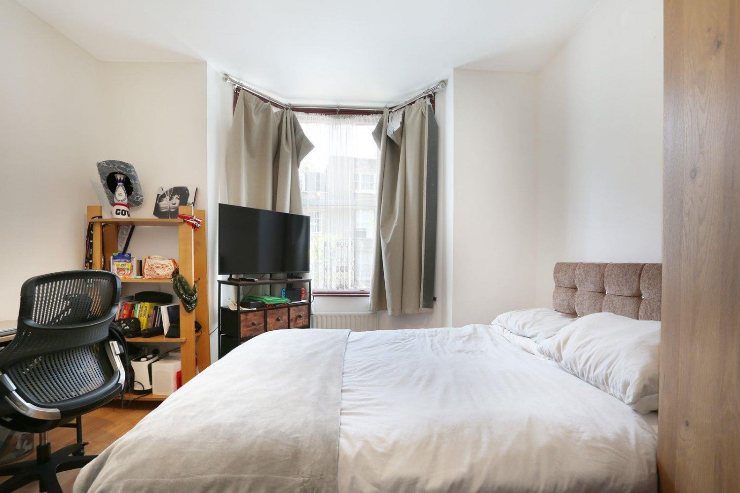 Flat Stockwell Green in Greater London