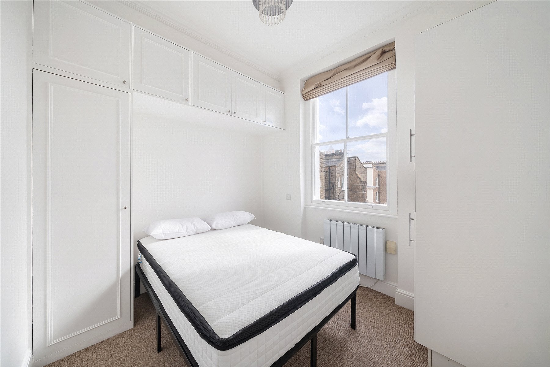 Flat Queen's Gate Place Mews in Greater London