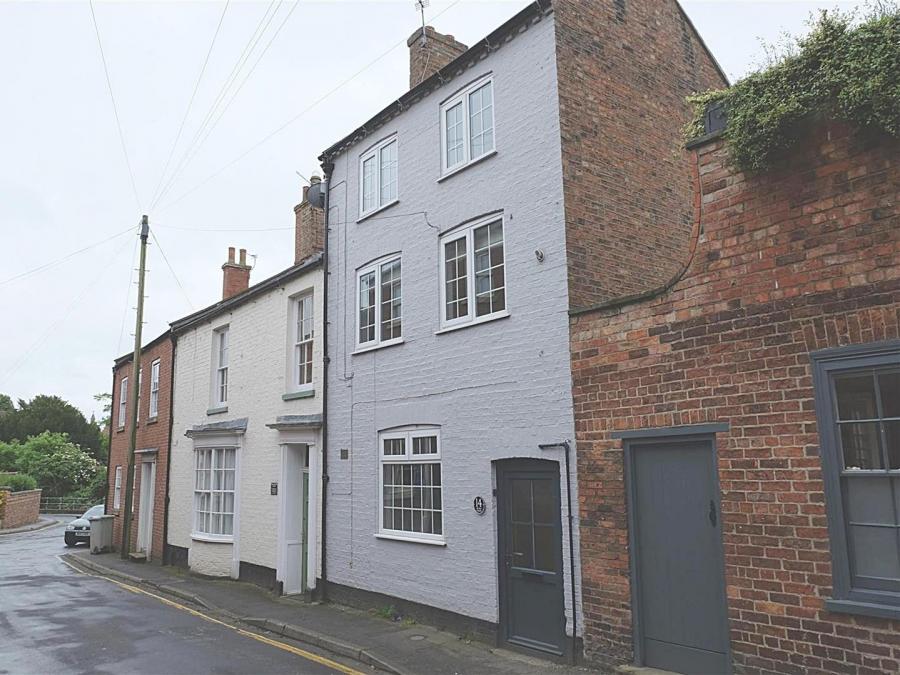 House Banks Street in East Lindsey