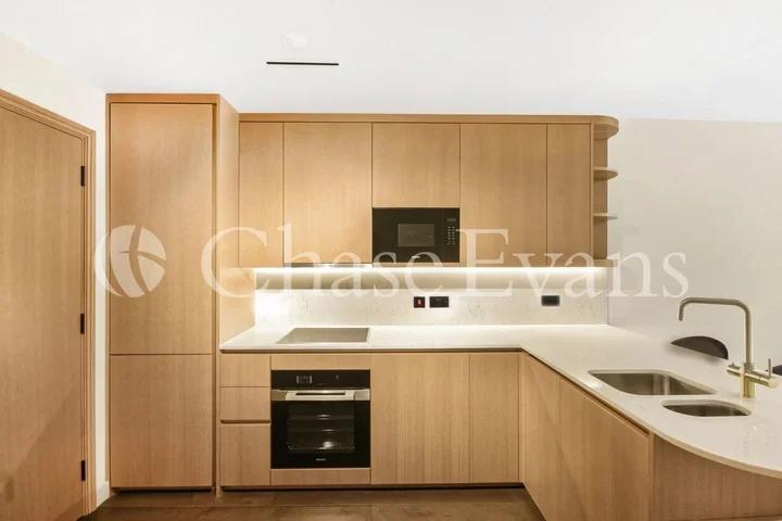 Flat Dean Street in City of Westminster