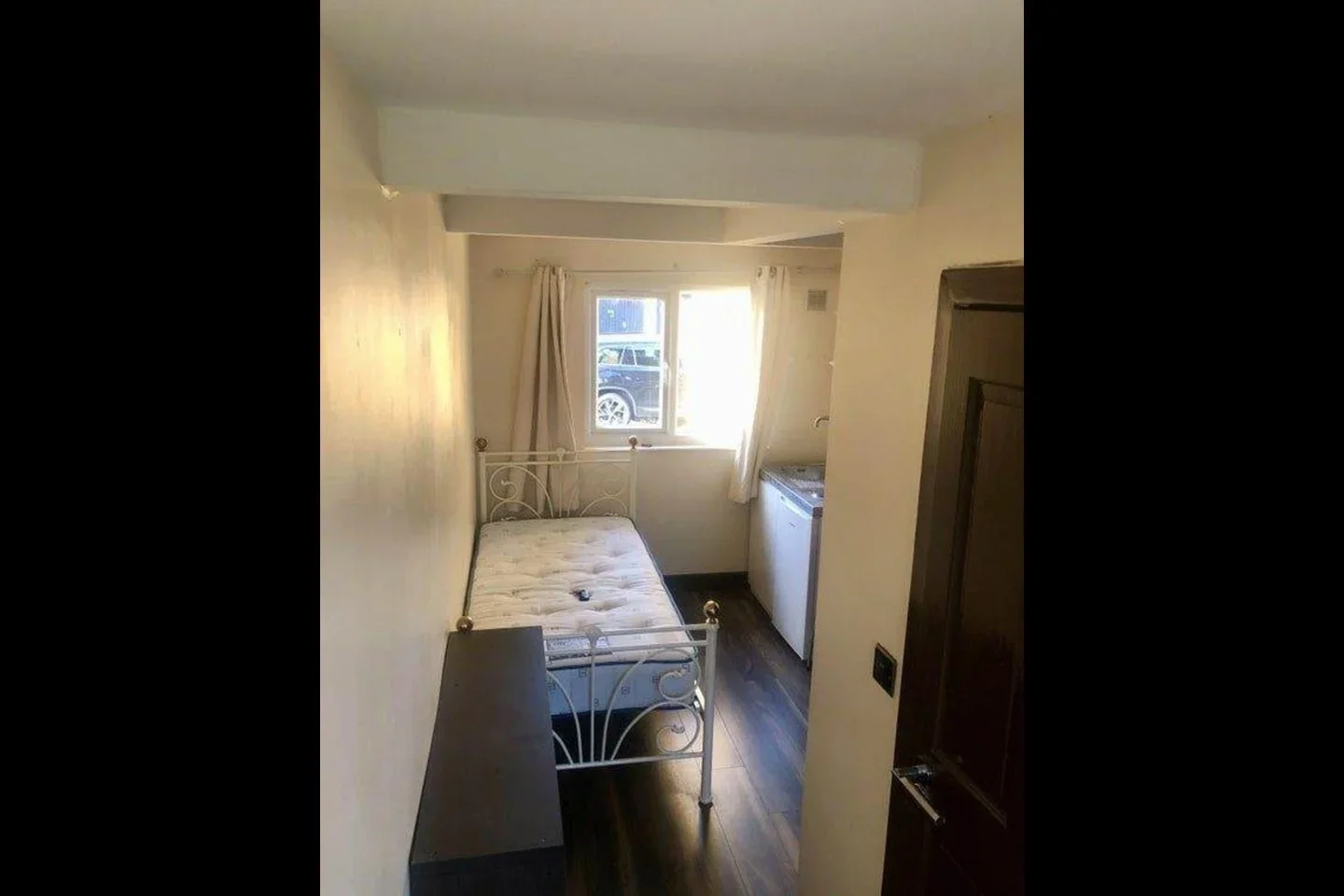 Room Deerhurst Close in Greater London