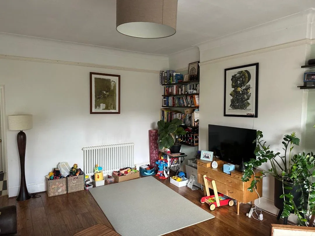 Flat Cintra Park in Greater London
