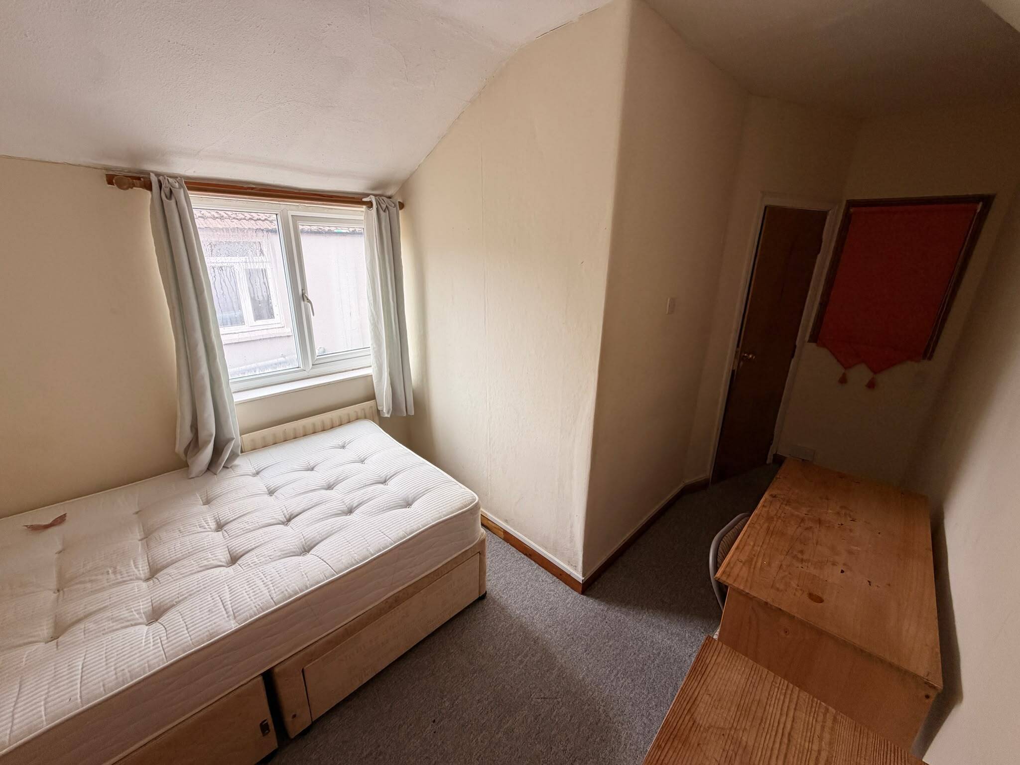 Room Beaconsfield Terrace in Northampton