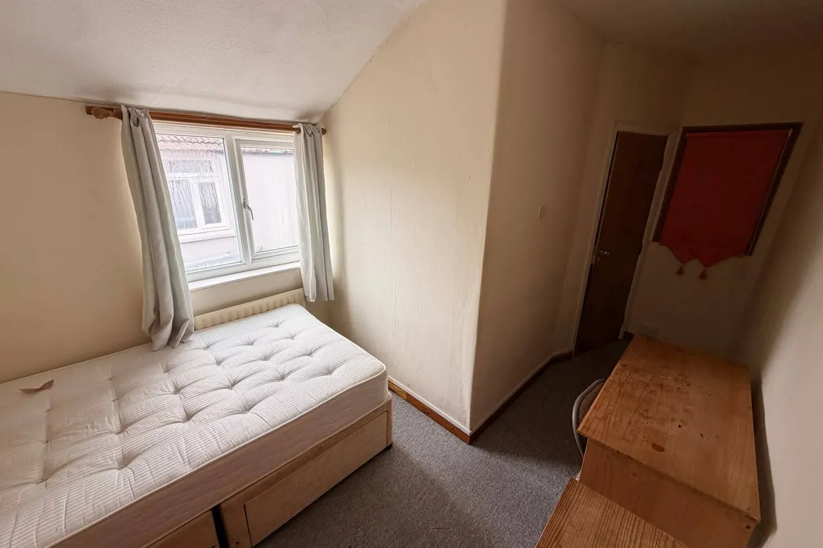 Room Beaconsfield Terrace in Northampton