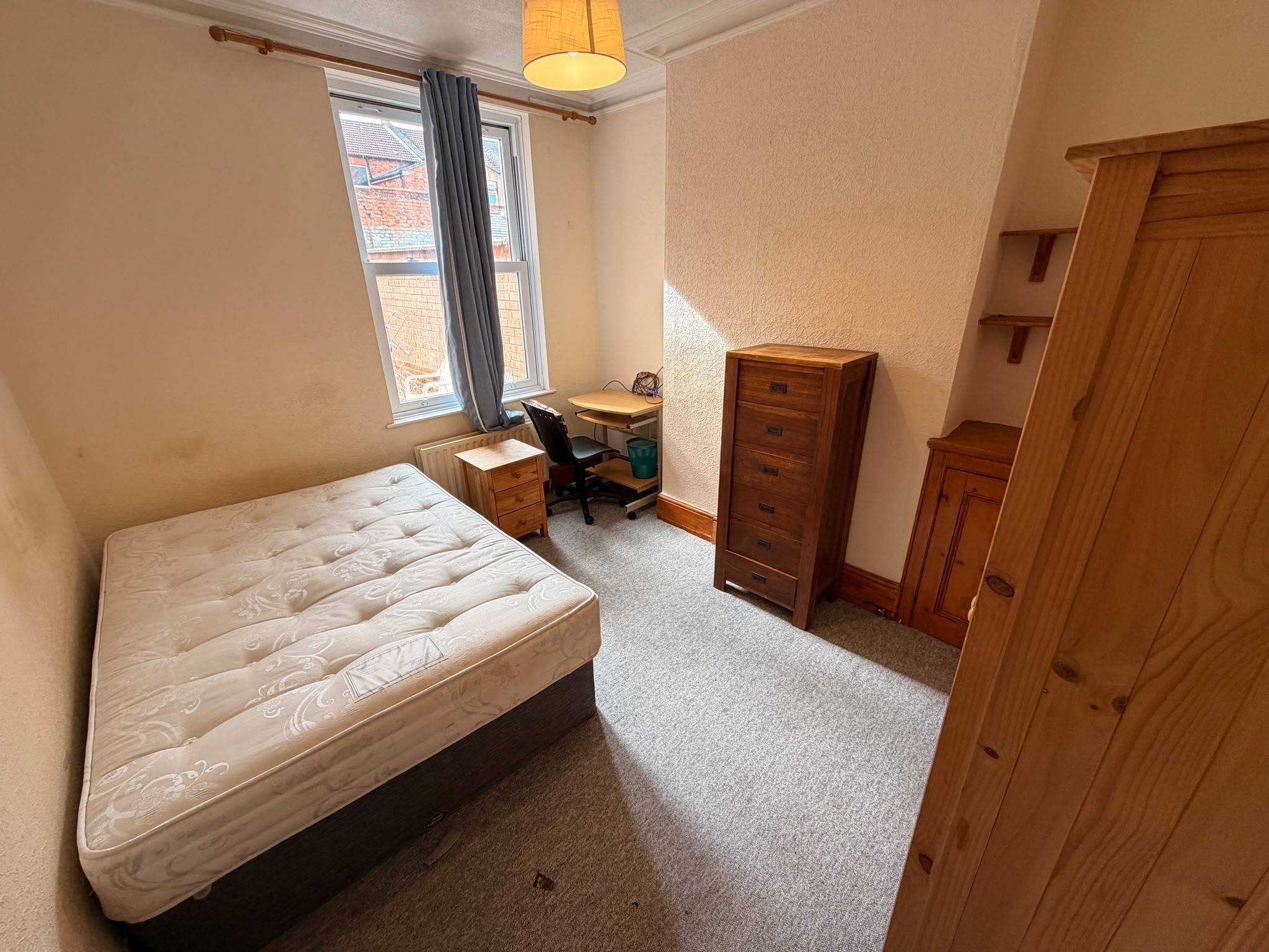 Room Beaconsfield Terrace in Northampton