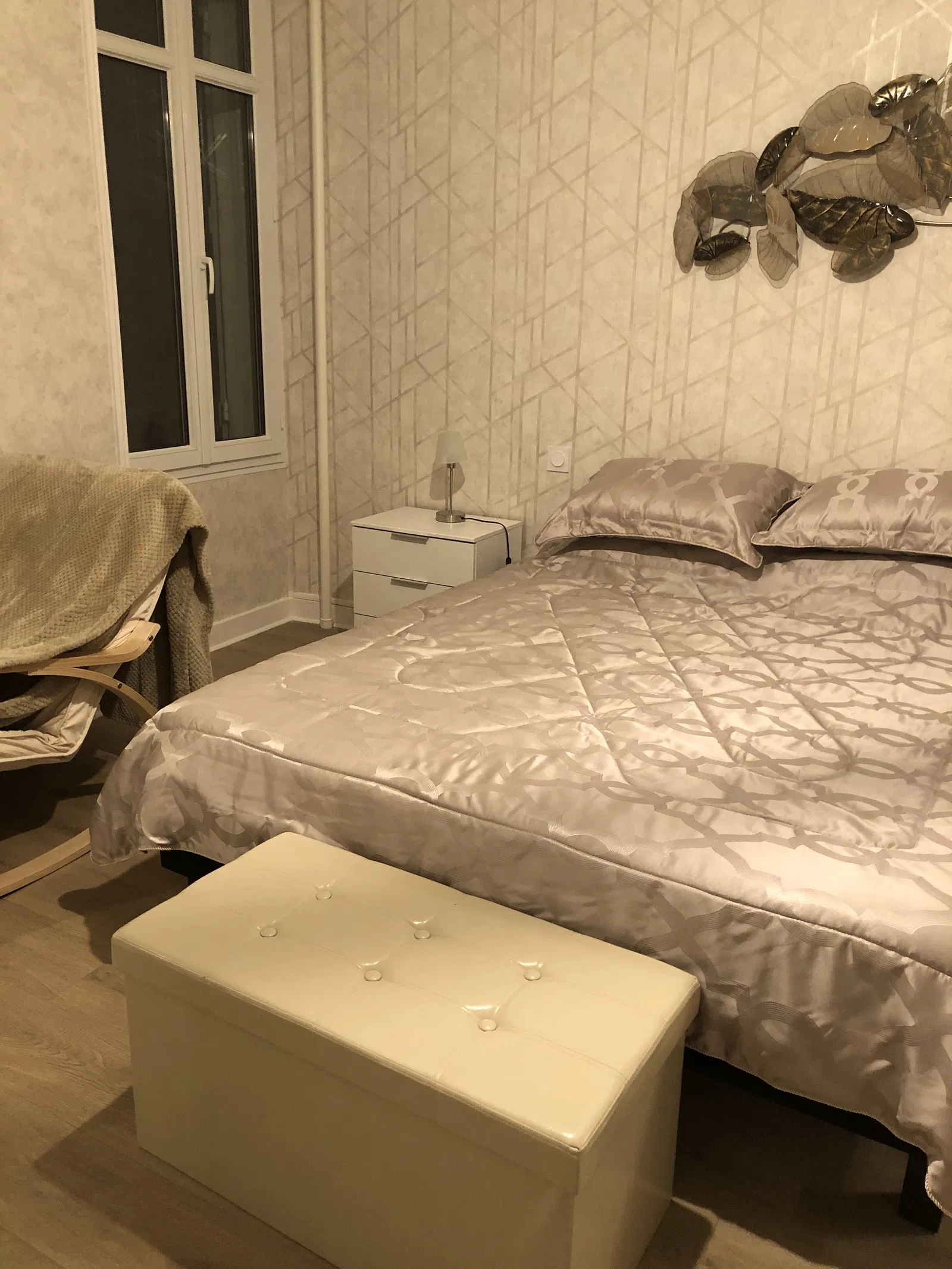 Room Avenue des Platanes in Perrusson