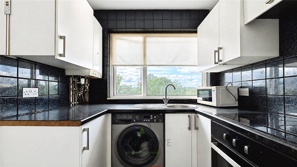 Flat Perry Street in Greater London