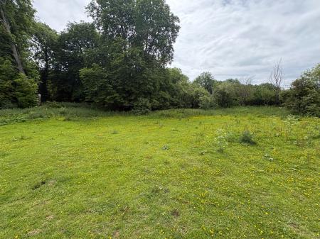 Flat Salisbury Road in Test Valley