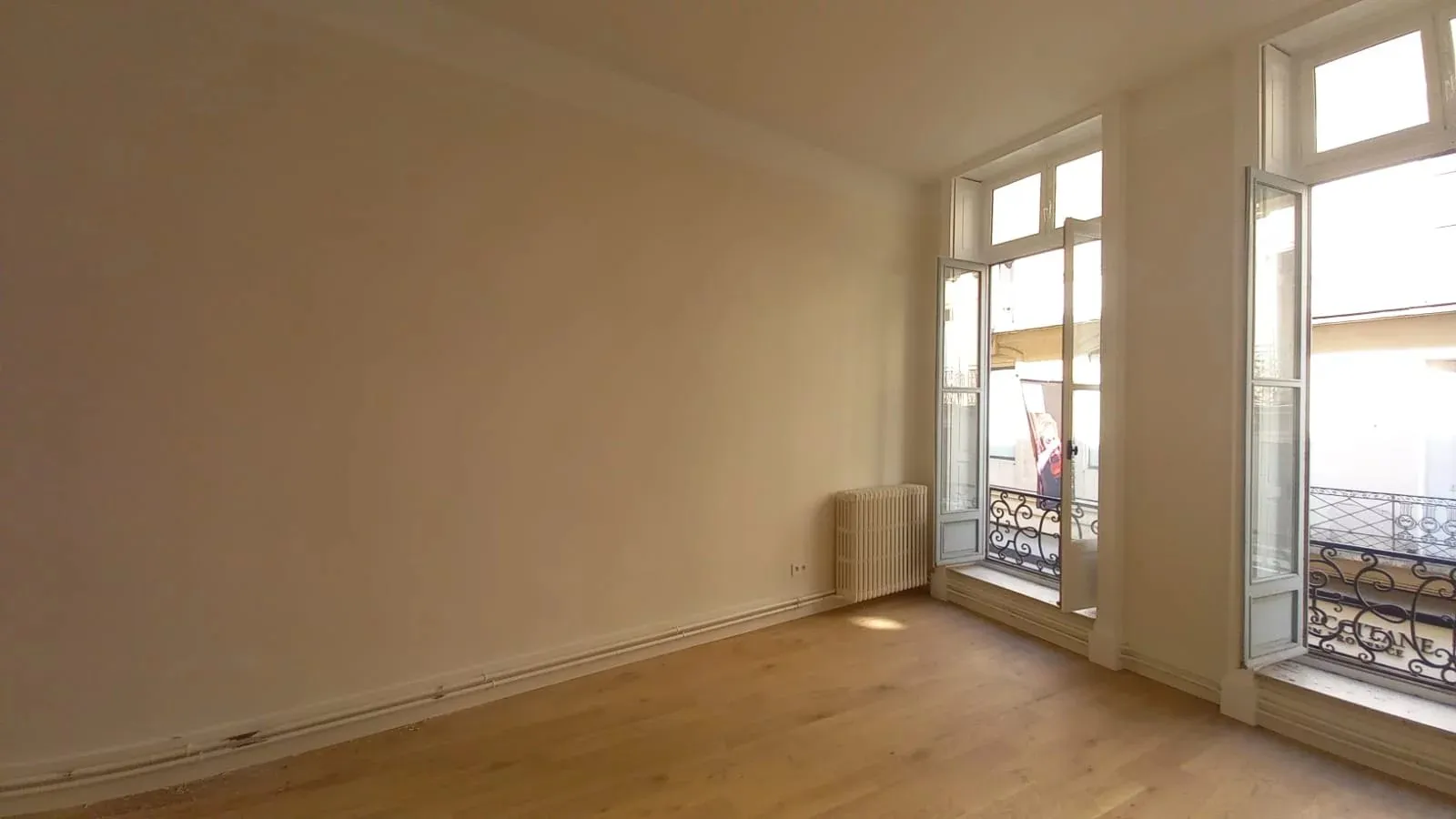 Flat Grand Rue Jean Moulin in Montpellier