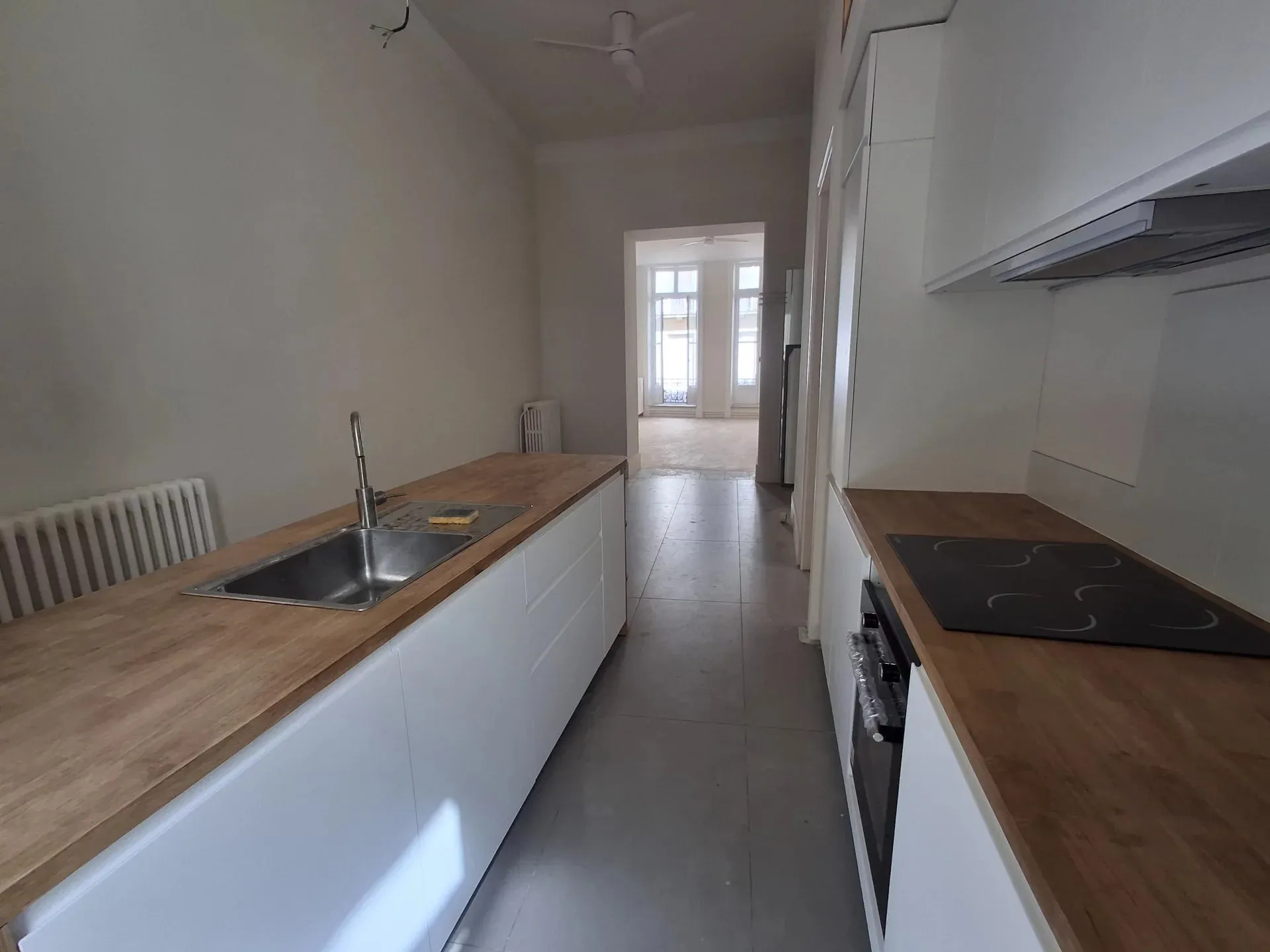 Flat Grand Rue Jean Moulin in Montpellier