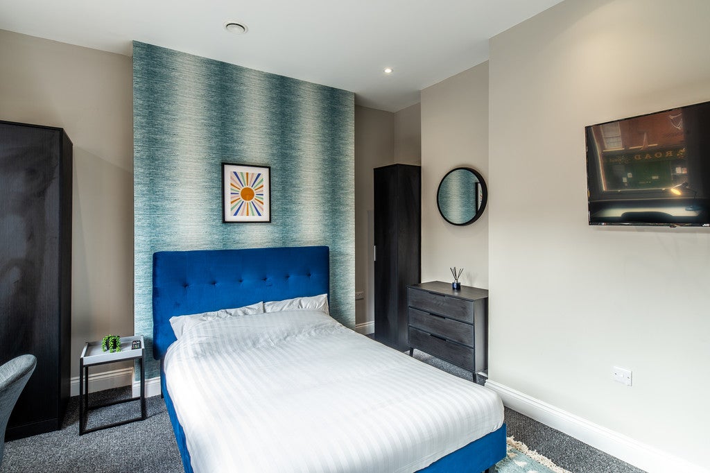 Room Derby Road in Nottingham