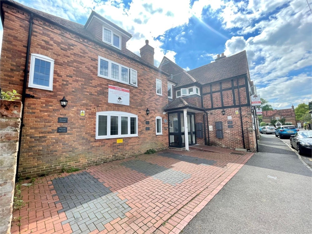 Room High Street in Slough