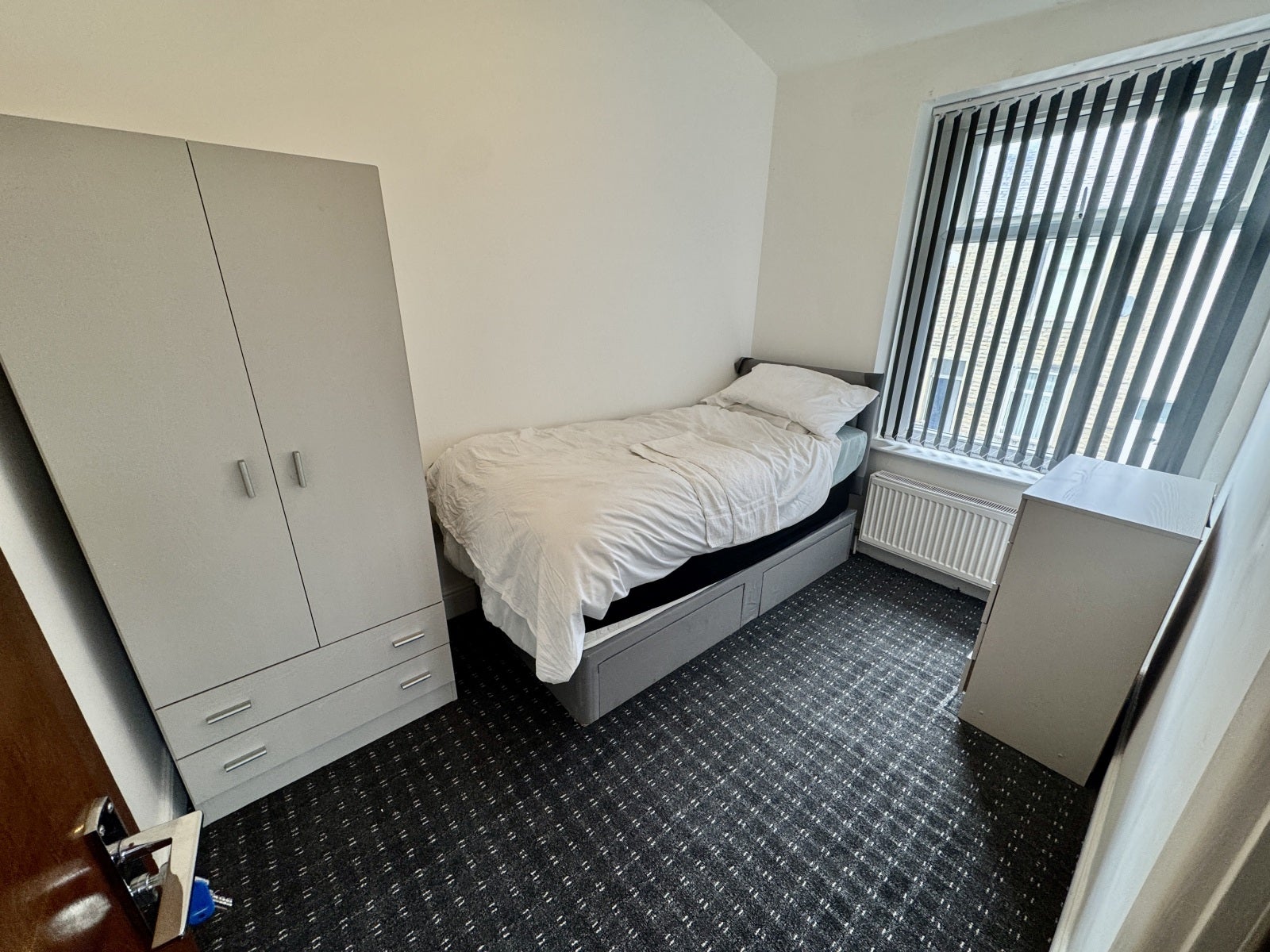 Room Hallam Road in Borough of Pendle