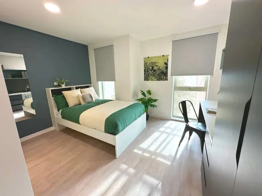 Room Hawkins Road in Colchester