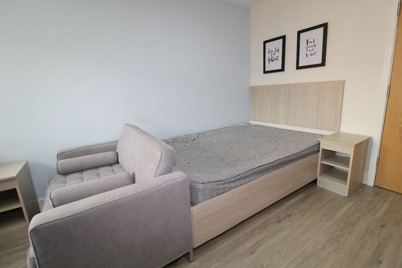 Flat Winckley Square in Preston