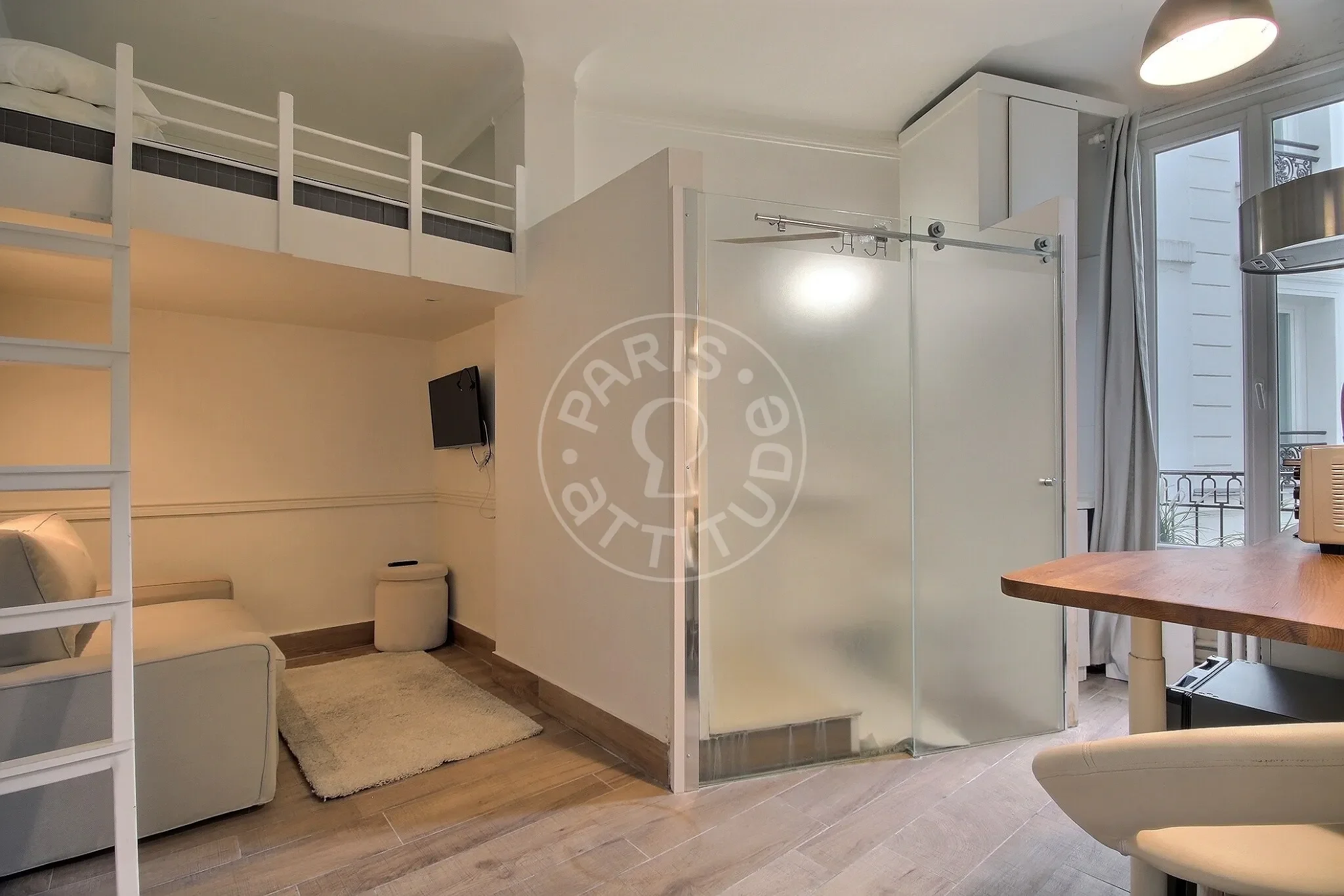 Appartement Rue des Acacias à Paris