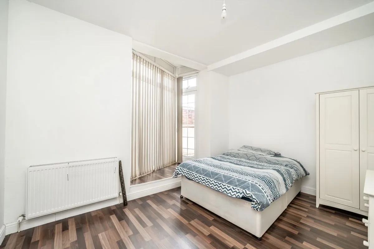 Flat King Street in Greater London