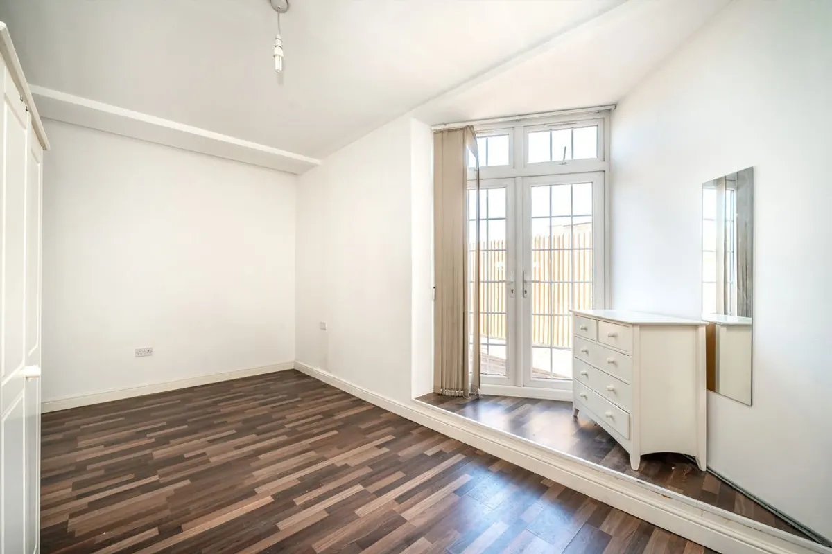 Flat King Street in Greater London