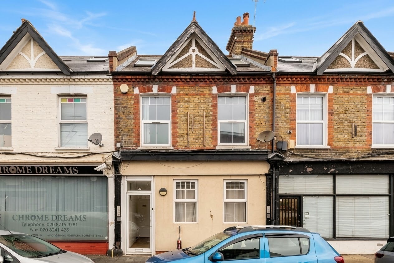 Flat Seaforth Avenue in Greater London