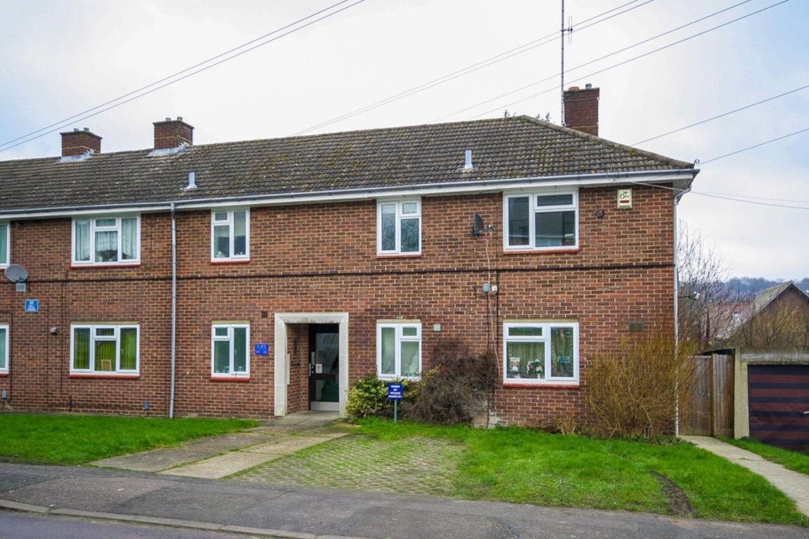 Flat Loxley Road in Dacorum