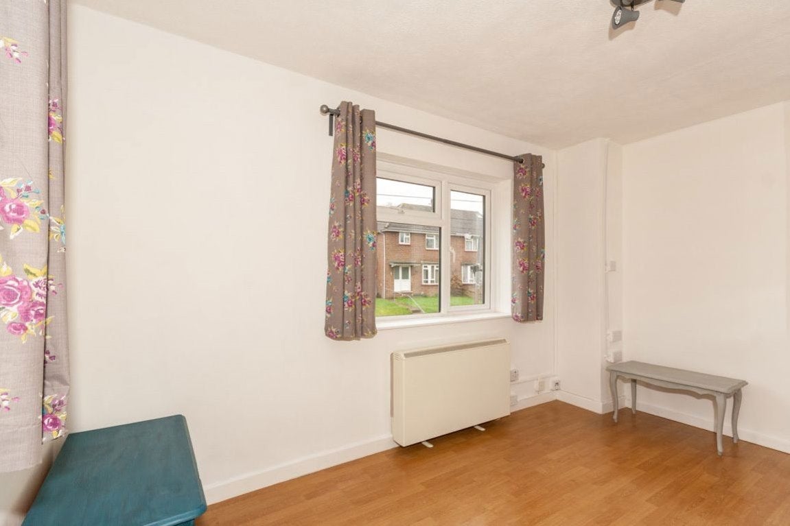 Flat Loxley Road in Dacorum