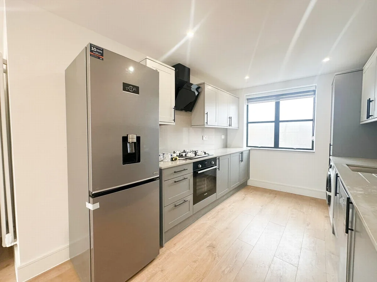 Flat Millers Terrace in Greater London