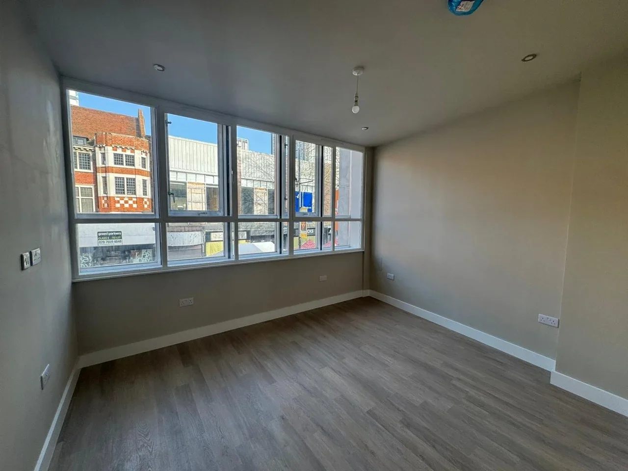 Flat North End in Greater London