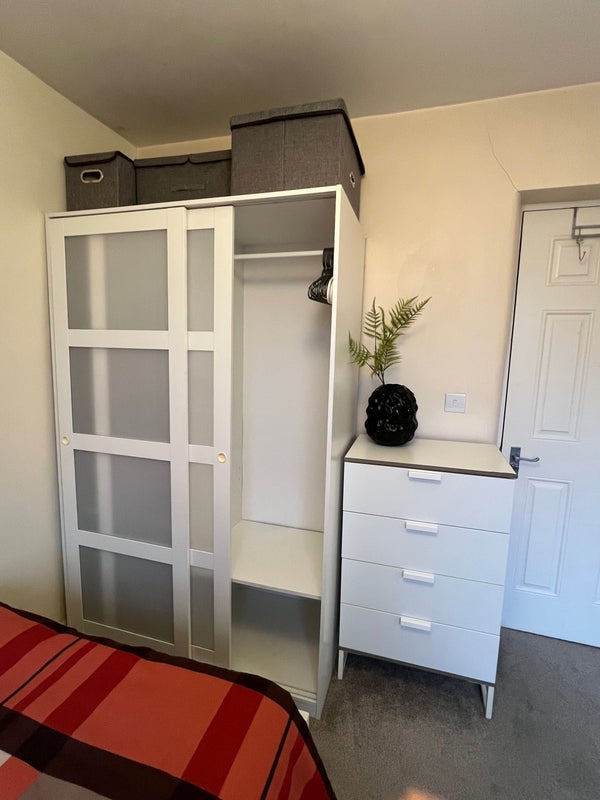 Room Gilmore Road in Greater London