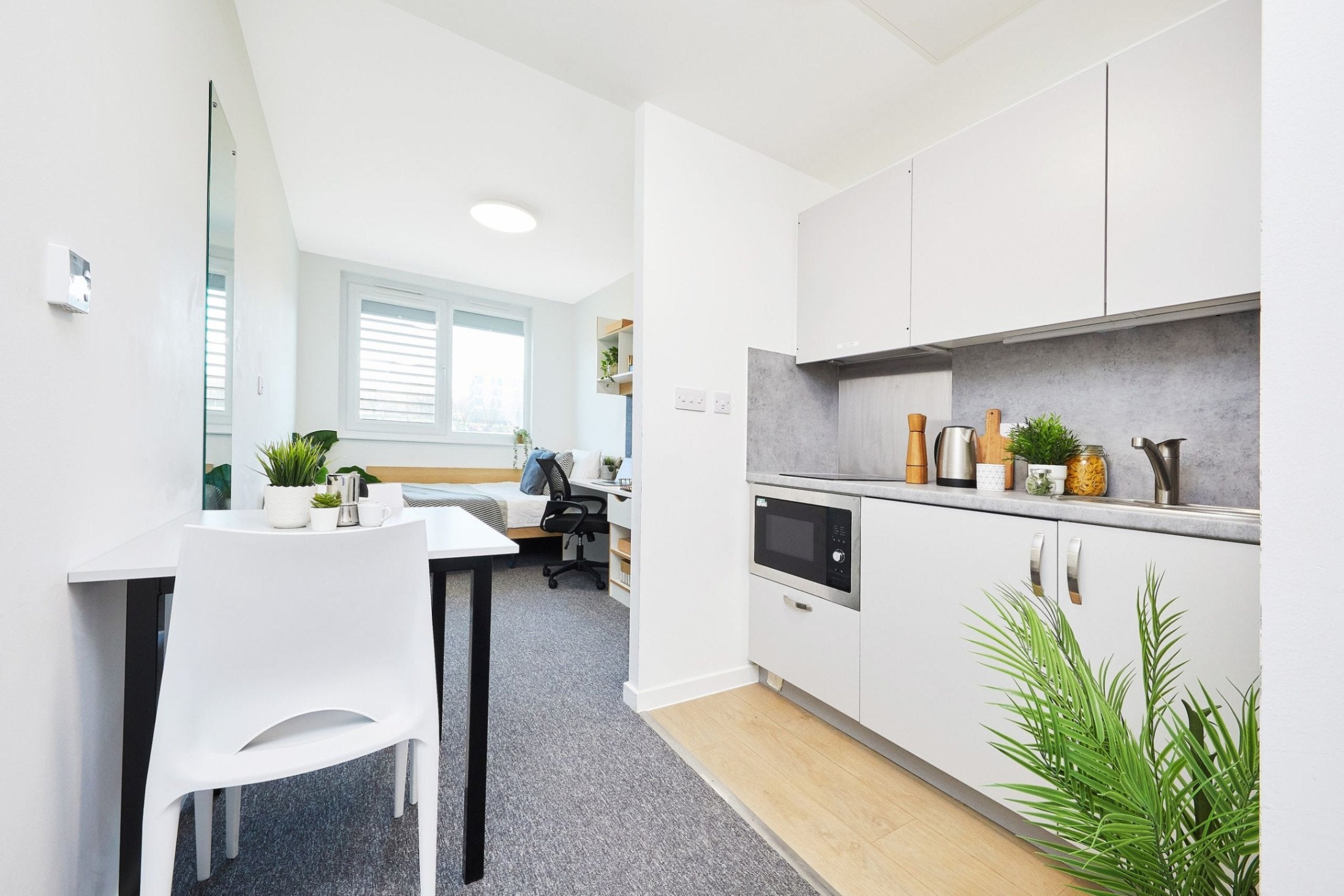 Room Capon Road in Colchester