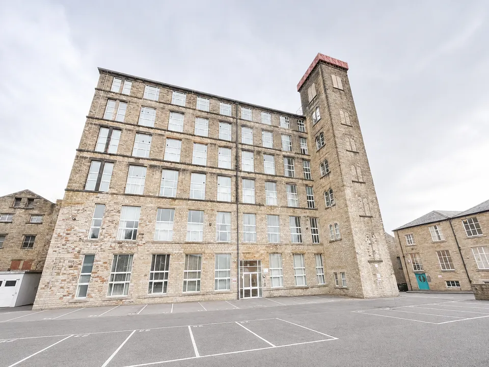 Flat Savile Street in Kirklees