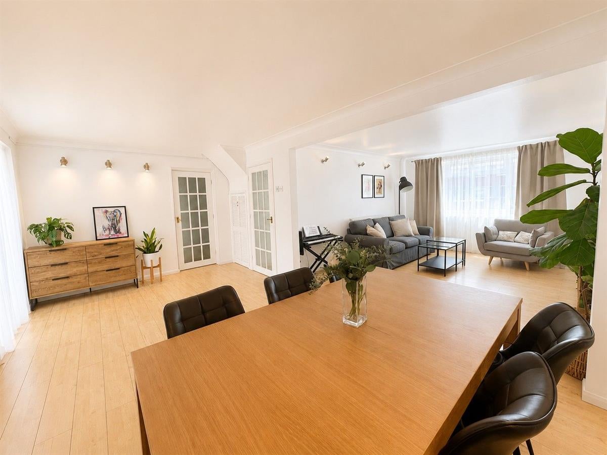 House Roseby Way in Bedford