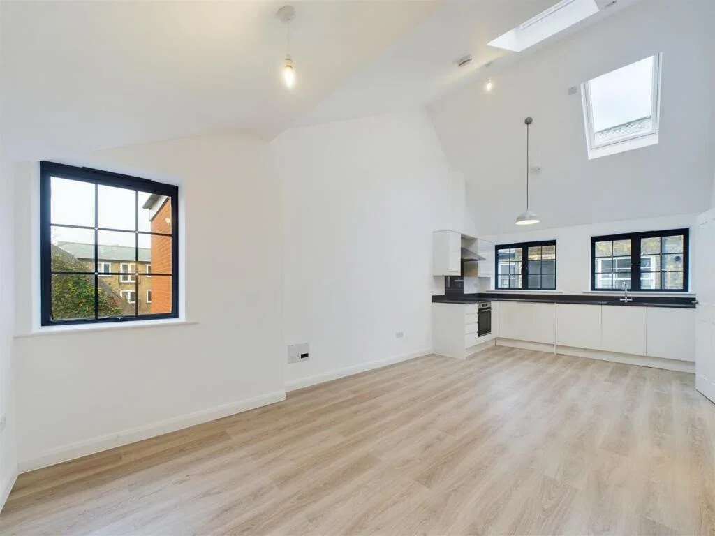 Flat Bucklersbury in North Hertfordshire