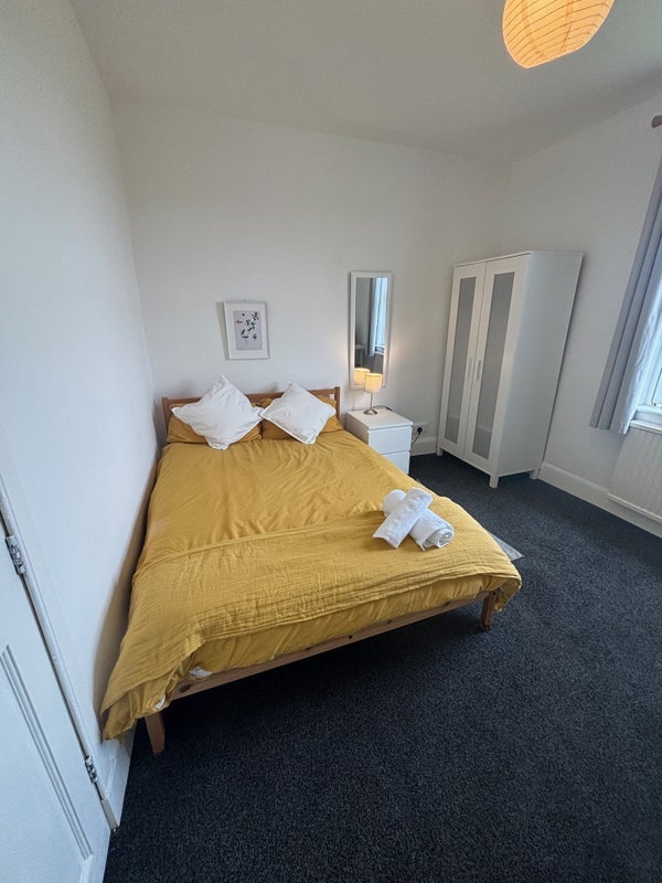 Room Clearburn Gardens in City of Edinburgh