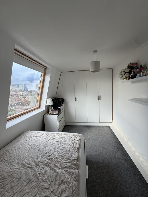 Flat Johnson Street in Greater London