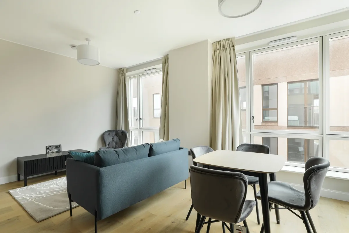 Flat Zinc Street in Greater London