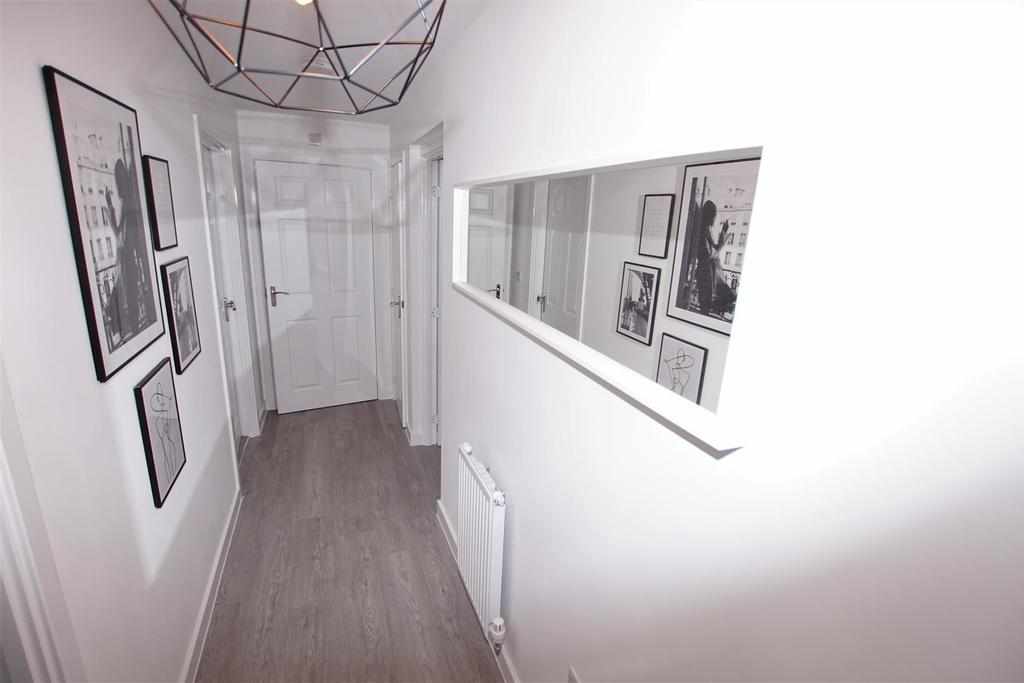 Flat Cottrell Way in Birmingham