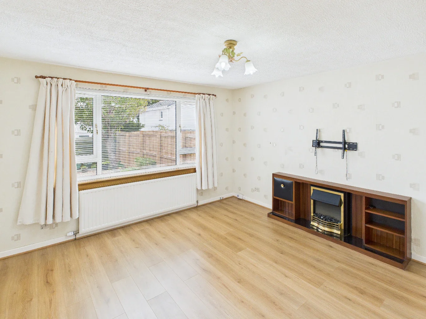 House Ethiebeaton Terrace in Monifieth