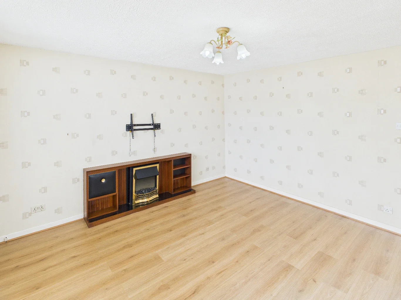 House Ethiebeaton Terrace in Monifieth