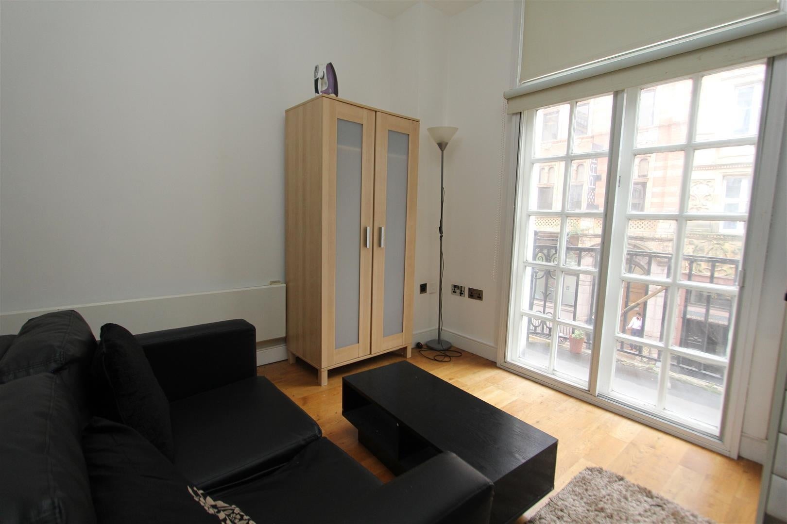 Flat Bedford Street in Leeds