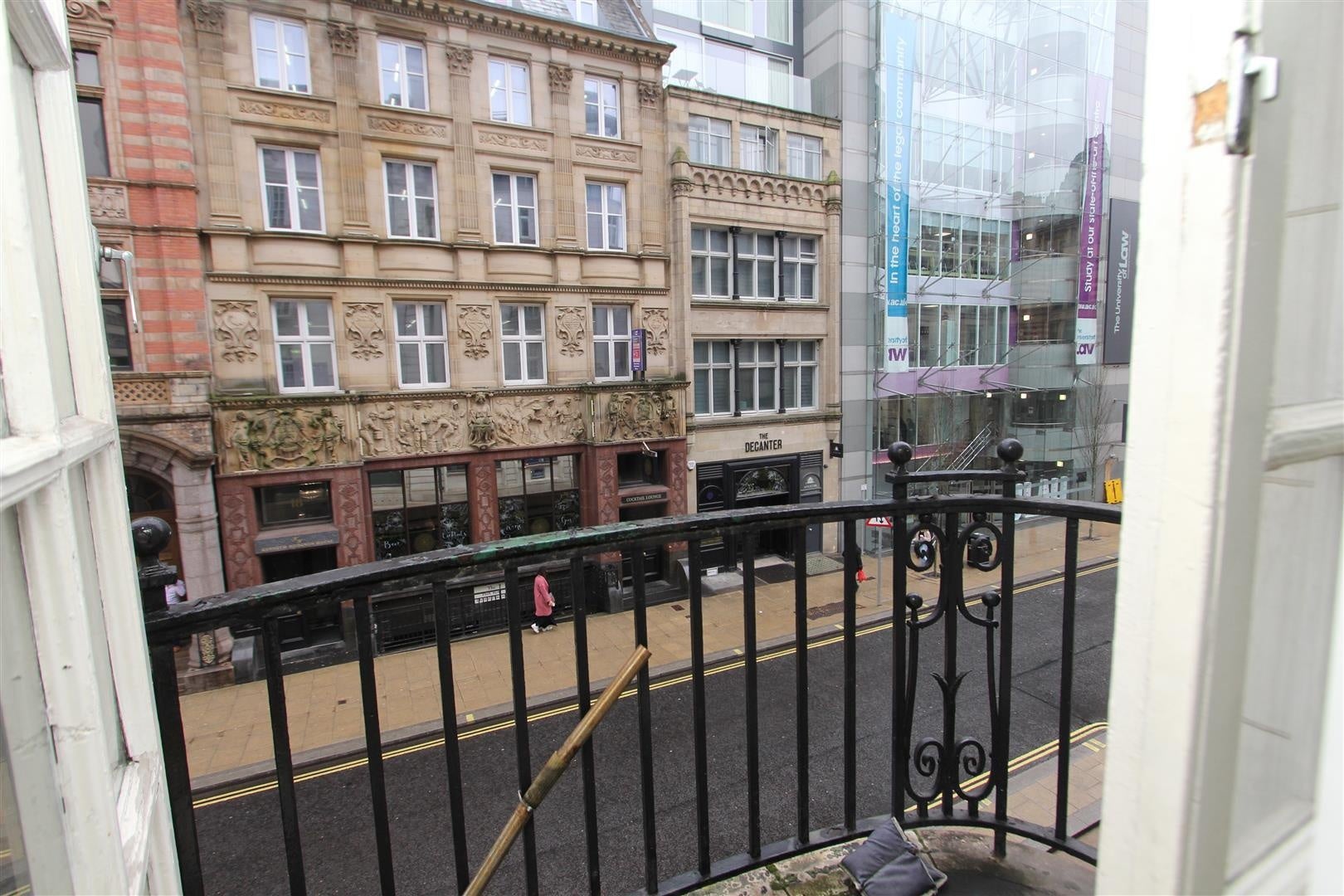 Flat Bedford Street in Leeds