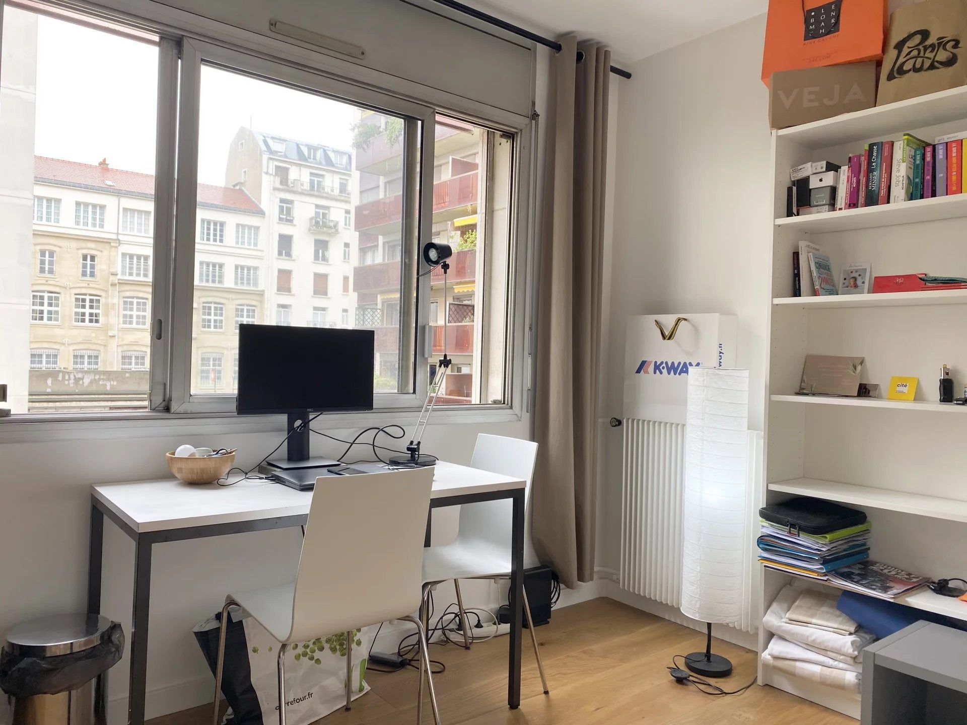 Chambre Rue du Général Bertrand à Paris