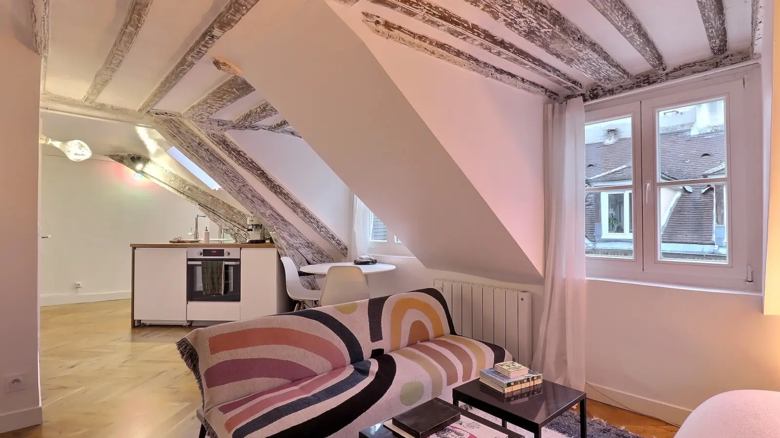 Appartement Rue de l'Échiquier à Paris
